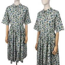 Load image into Gallery viewer, Vintage 1950&#39;s 1960&#39;s Lightweight Cotton Novelty Print Shirtwaister Dress in Purple, Blue and Green - Bust 36
