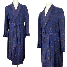 Load image into Gallery viewer, Original Men&#39;s 1940&#39;s 1950&#39;s Blue, Red and Cream Paisley Dressing Gown by Tootal - Chest 42
