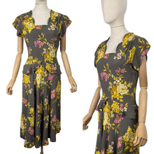 Load image into Gallery viewer, Original 1940's Dark Grey Floral Print Pink and Mustard Crepe Day Dress with Peplum - Bust 34 35 *
