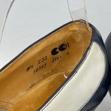 Load image into Gallery viewer, Original 1940&#39;s CC41 Cream Suede and Blue Leather Spectator Court Shoes - UK 5.5 6
