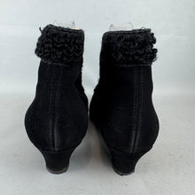 Load image into Gallery viewer, Original 1940's 1950's Inky Astrakhan Trimmed Suede Boots with Zips - Uk 5 or 5.5
