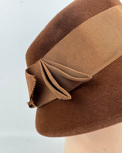 Original 1950’s Warm Brown Felt Hat with Wide Grosgrain Ribbon Trim by Jacoll