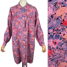 Load image into Gallery viewer, Original 1940's CC41 Pink Floral Cotton Smock - Bust 38 40 42 *
