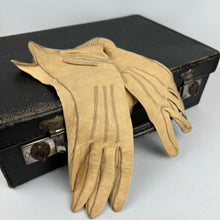 Load image into Gallery viewer, Original 1930&#39;s Natural Kid Leather Gauntlet Gloves - AS IS - Size 6
