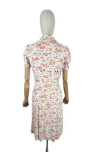 Load image into Gallery viewer, Original Late 1930&#39;s Petite Length Floppy Cotton Floral Day Dress in White, Coral, Pink and Yellow - Bust 32 34
