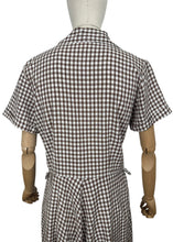 Load image into Gallery viewer, Vintage White and Brown Gingham Day Dress with Large Patch Pocket - Bust 37 38
