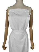 Load image into Gallery viewer, Vintage White Cotton Nurses Uniform Apron - No.1
