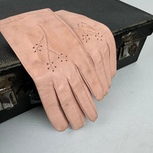 Load image into Gallery viewer, Original 1940&#39;s or 1950&#39;s Soft Pink Leather Gloves with Cut Out Detail - Size 6 *
