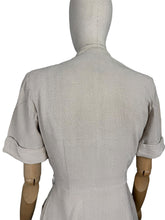 Load image into Gallery viewer, Original 1940&#39;s or 1950&#39;s Moygashel Linen Summer Suit with Beading and Soutache - Bust 34 35 *
