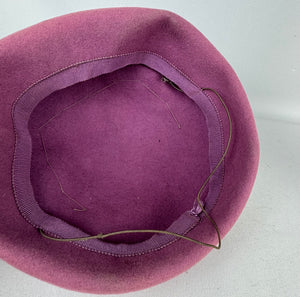 Original 1950's Mauve Pink Felt Hat with Pretty Felt Flower Detail *