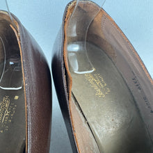 Load image into Gallery viewer, Original 1940's CC41 Brown Leather Shoes with Metal Buckle Trim by Burlington - UK 4 *
