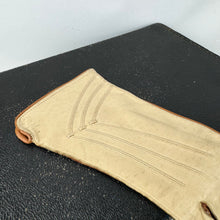 Load image into Gallery viewer, Original 1940&#39;s  CC41 Two-Tone Brown and Cream Gauntlet Gloves with Seamed Detail - Size 6.5 *
