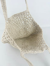 Load image into Gallery viewer, Original 1940&#39;s 1950&#39;s Ivory Coloured String Crochet Handbag
