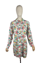 Load image into Gallery viewer, Originla 1940's White Cotton Smock with Bright Floral Print - Bust 38 *
