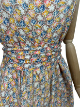 Load image into Gallery viewer, Original 1940’s Fine Cotton Floral Day Dress in Brown, Pink, Blue and White - Bust 36 *
