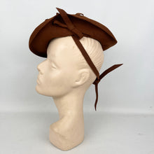 Load image into Gallery viewer, Original 1940&#39;s Rust Felt Tilt Topper Hat Trimmed with Large Felt Leaves and with a Neat Tie Back *
