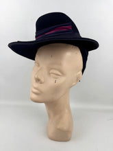 Load image into Gallery viewer, Original 1930&#39;s Midnight Blue Felt Hat with Crepe and Pink Velvet Trim - Classic Piece
