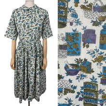 Load image into Gallery viewer, Vintage 1950&#39;s 1960&#39;s Lightweight Cotton Novelty Print Shirtwaister Dress in Purple, Blue and Green - Bust 36
