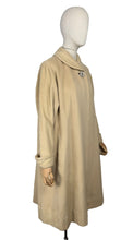 Load image into Gallery viewer, Original Late 1940's Early 1950's Cream Wool Coat with Single Button Closure - Bust 44 46
