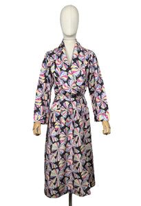 Original 1940's Novelty Print Dressing Gown - Black with Vibrant Bow Print - Bust 34 36 38