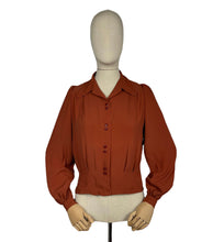 Load image into Gallery viewer, 1940&#39;s Reproduction Blouse in Rust Crepe with Double Button Closure in Burgundy - Bust 34 36
