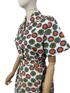 Original 1950's White, Orange, Green and Black Barkcloth Blouse and Skirt Suit - Bust 38 *