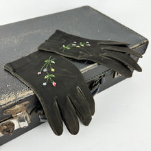 Load image into Gallery viewer, Vintage 1950&#39;s Black Suede Gloves with Floral Embroidery - Size 6.5 *
