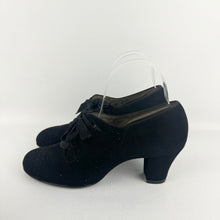 Load image into Gallery viewer, Original 1940&#39;s CC41 Deadstock Styl-EEZ Black Suede Lace Up Shoes - Narrow UK 4
