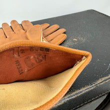 Load image into Gallery viewer, Original 1940&#39;s  CC41 Two-Tone Brown and Cream Gauntlet Gloves with Seamed Detail - Size 6.5 *
