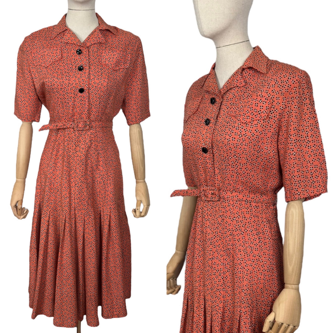 Original 1940's Belted Heavy Linen Day Dress in Orange, Black and White with Glass Button Detail - Bust 28