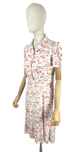 Original Late 1930's Petite Length Floppy Cotton Floral Day Dress in White, Coral, Pink and Yellow - Bust 32 34