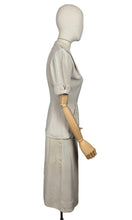 Load image into Gallery viewer, Original 1940&#39;s or 1950&#39;s Moygashel Linen Summer Suit with Beading and Soutache - Bust 34 35 *
