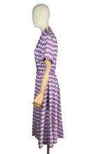Load image into Gallery viewer, 1940’s 1950’s Horrockses Crisp Cotton Day Dress in Purple, White and Black - Bust 40

