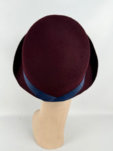 Load image into Gallery viewer, Original 1940&#39;s Burgundy Felt Bonnet Hat with Blue Grosgrain Trim *
