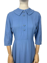 Load image into Gallery viewer, Original Late 1940&#39;s Cornflower Blue Lightweight Wool Day Dress - Bust 34 35
