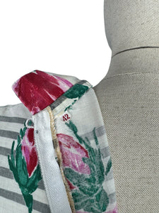 Original 1950's Crisp White Cotton Day Dress with Stripes and Roses Print - Bust 36