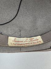 Load image into Gallery viewer, Original 1930&#39;s Grey Felt French Hat with Velvet Ribbon Trim by &#39;Suzanne Le Meunier&#39;
