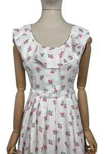 Original 1950's White, Pink and Green Textured Cotton Belted Day Dress with Roses Print and Frill Collar - Bust 34