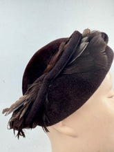 Load image into Gallery viewer, Original 1950’s Dark Brown Felt Hat with Feather and Bow Trim *
