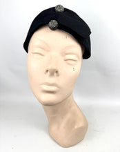 Load image into Gallery viewer, 1930’s Inky Black Felt Close Fitting Felt Hat with Art Deco Clear Paste Trim in a Good Size
