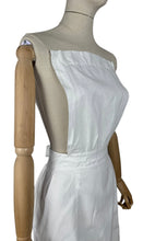Load image into Gallery viewer, Vintage White Cotton Nurses Uniform Apron - No.1
