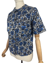 Load image into Gallery viewer, Original 1950's Short Sleeved Cotton Shirt in Black, Blue and White - Bust 36
