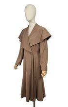 Load image into Gallery viewer, Wounded But Wearable Original American 1930’s Brown Pure Wool Coat with Huge Collar by W.M. Devitz - Bust 34 36 *
