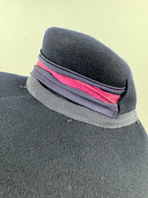Load image into Gallery viewer, Original 1930&#39;s Midnight Blue Felt Hat with Crepe and Pink Velvet Trim - Classic Piece
