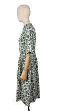 Load image into Gallery viewer, Vintage 1950&#39;s 1960&#39;s Lightweight Cotton Novelty Print Shirtwaister Dress in Purple, Blue and Green - Bust 36
