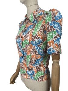 1940's Reproduction Novelty Print Blouse with Skeins of Wool in Orange, Blue and Green on a Brown and White Base Made From an Original 1940's Feed Sack - Bust 32 34