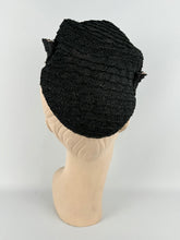 Load image into Gallery viewer, Original Late 1930&#39;s or Early 1940&#39;s Pink and Black Straw Topper Hat with Floral Trim
