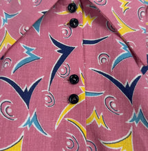 Load image into Gallery viewer, 1940&#39;s Reproduction Blouse in Pink, Blue, Yellow and White Feed Sack - Bust 35 37
