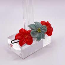 Load image into Gallery viewer, Charming 1940&#39;s 1950&#39;s Flower Trio Hair Clip - Vintage Hair Barrette
