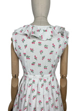 Load image into Gallery viewer, Original 1950&#39;s White, Pink and Green Textured Cotton Belted Day Dress with Roses Print and Frill Collar - Bust 34
